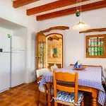Seguinot D'alt Villa *