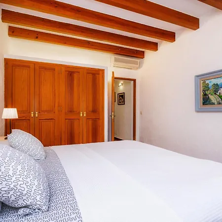 Seguinot D'alt Villa